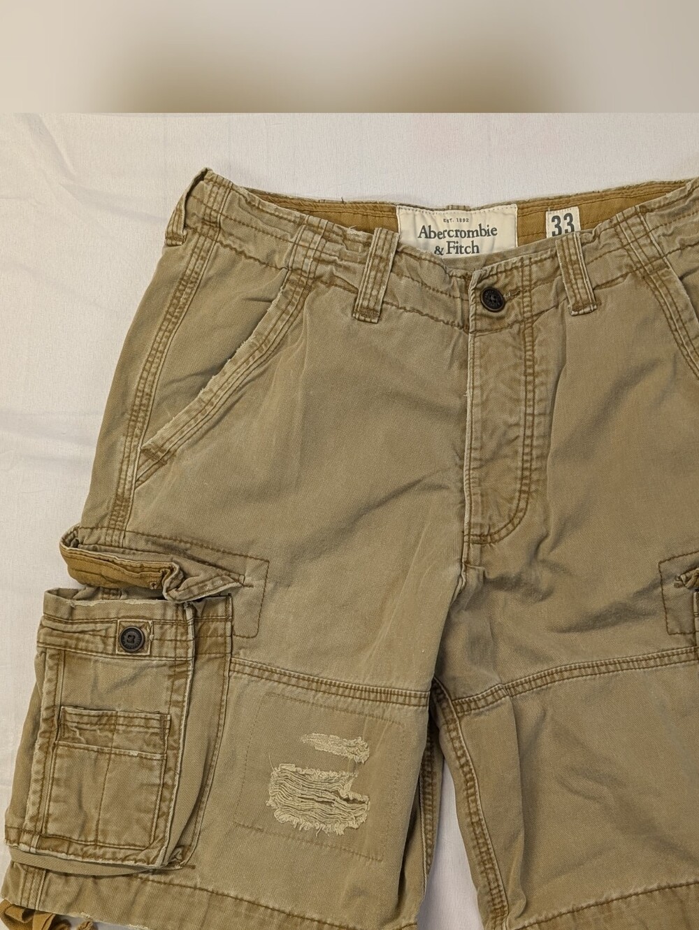 Abercrombie & Fitch Olive-Tan Cargo Shorts Sz 33